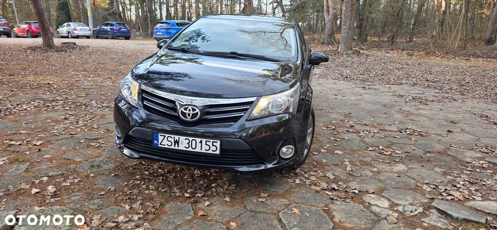 Toyota Avensis 2.0 D-4D Premium - 26