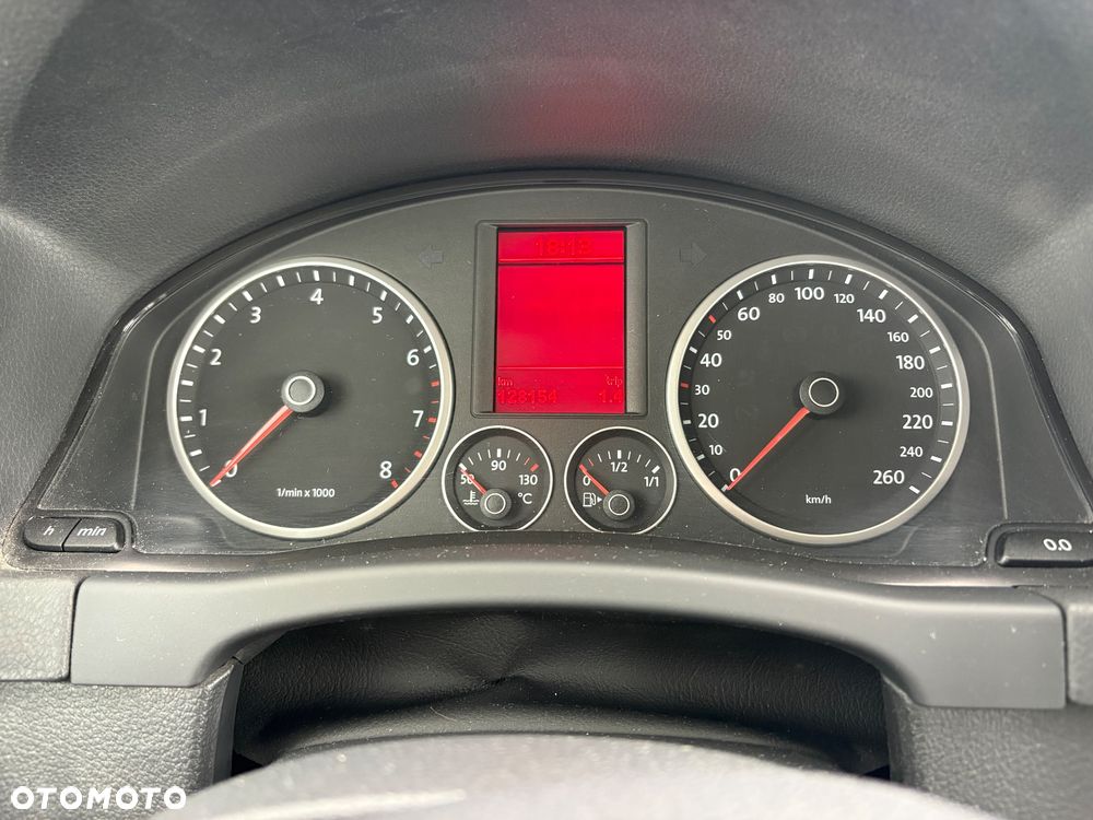 Volkswagen Tiguan - 12