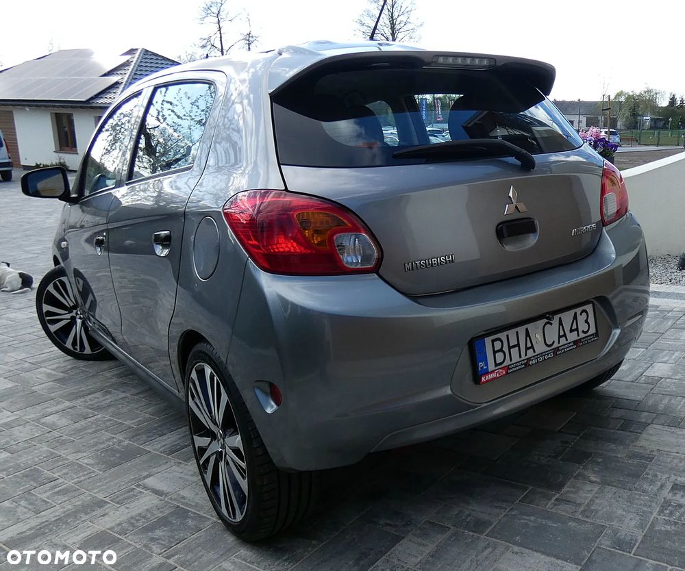 Mitsubishi Inny - 32