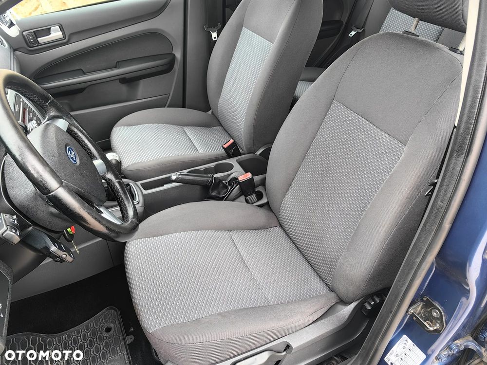 Ford Focus 1.6 Ambiente - 15