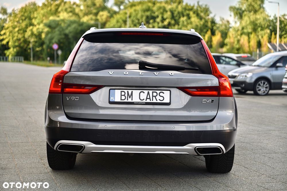 Volvo V90 Cross Country D4 AWD Geartronic - 11
