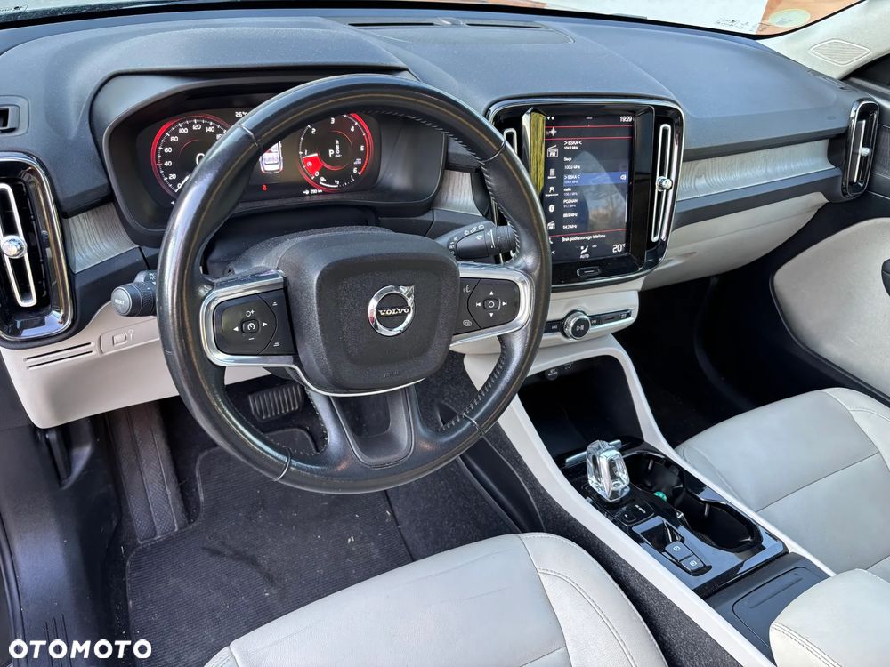 Volvo XC 40 D3 AWD Inscription - 8