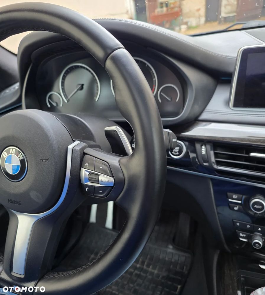 BMW X5 xDrive30d - 33