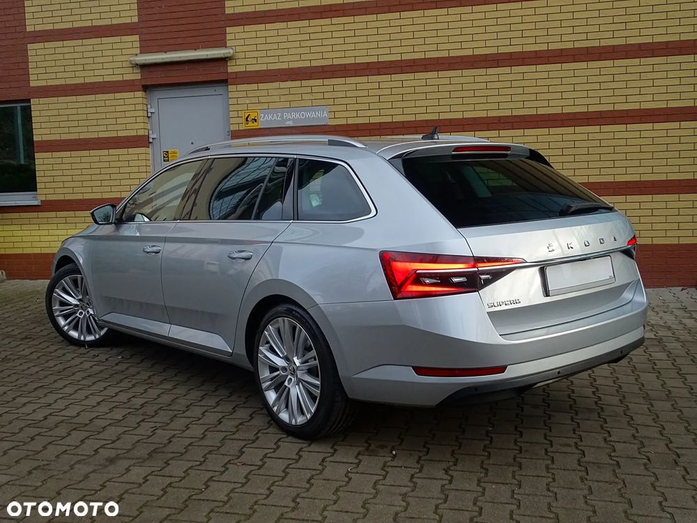 Skoda Superb 2.0 TDI SCR Style DSG - 3