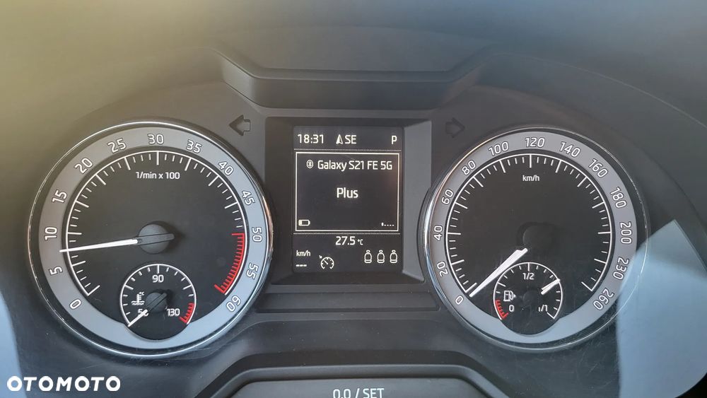 Skoda Octavia 2.0 TDI Edition DSG - 12