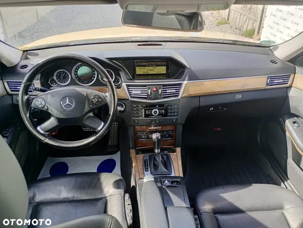 Mercedes-Benz Klasa E 200 BlueTEC 7G-TRONIC Elegance - 11