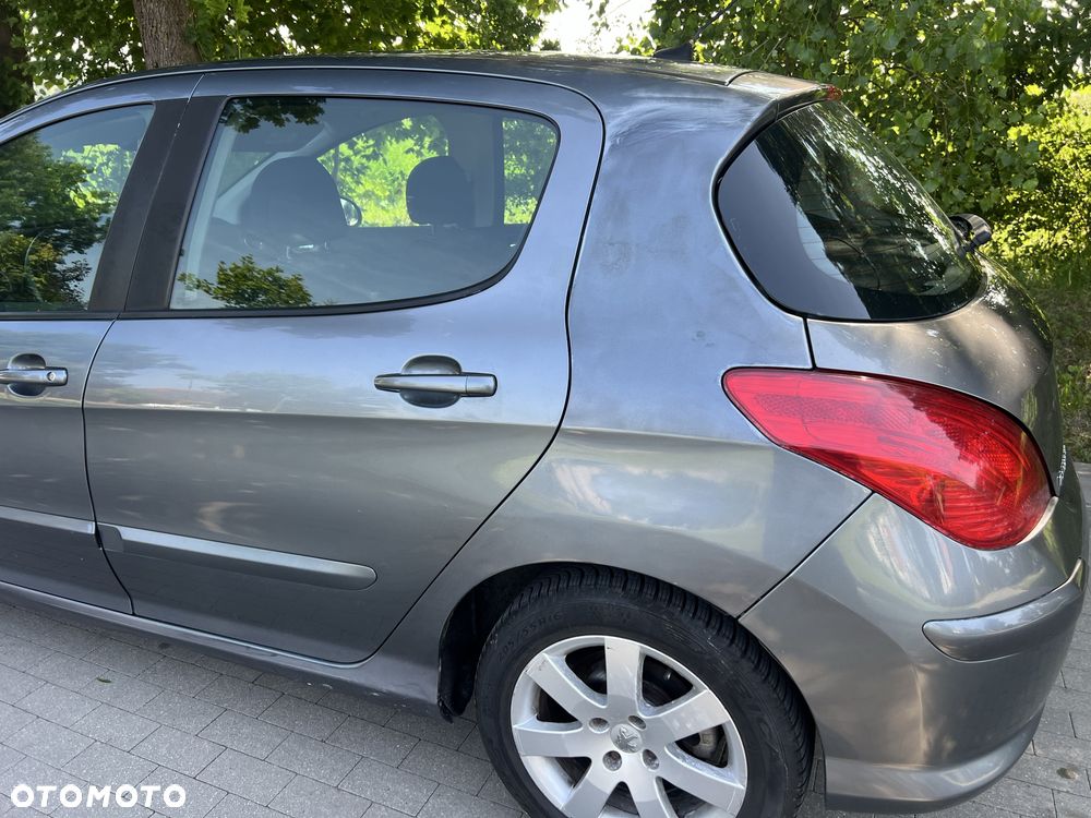 Peugeot 308 - 7