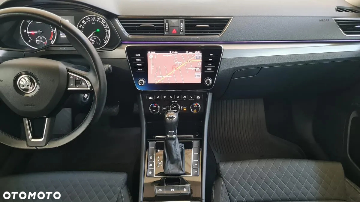 Skoda Superb 2.0 TDI 4x4 Style DSG - 13