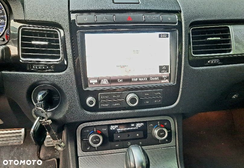 Volkswagen Touareg 3.0 V6 TDI BMT Business Line - 14