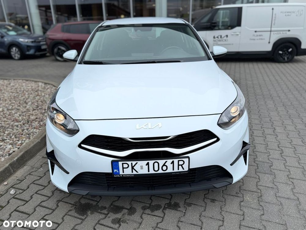 Kia Ceed 1.5 T-GDI M - 9