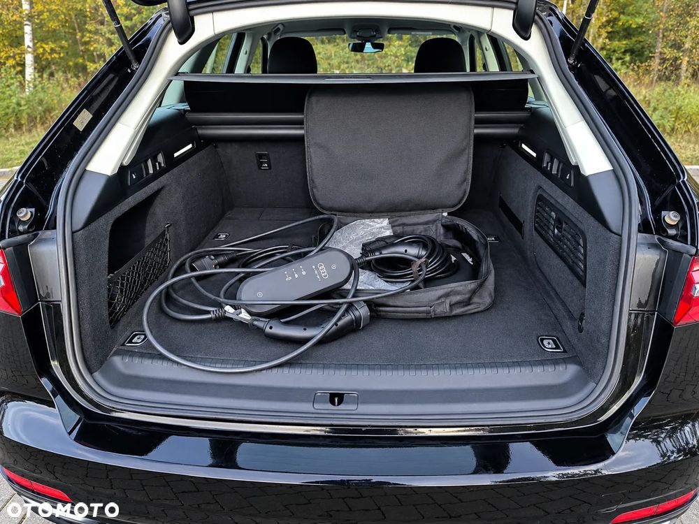Audi A6 Avant - 18