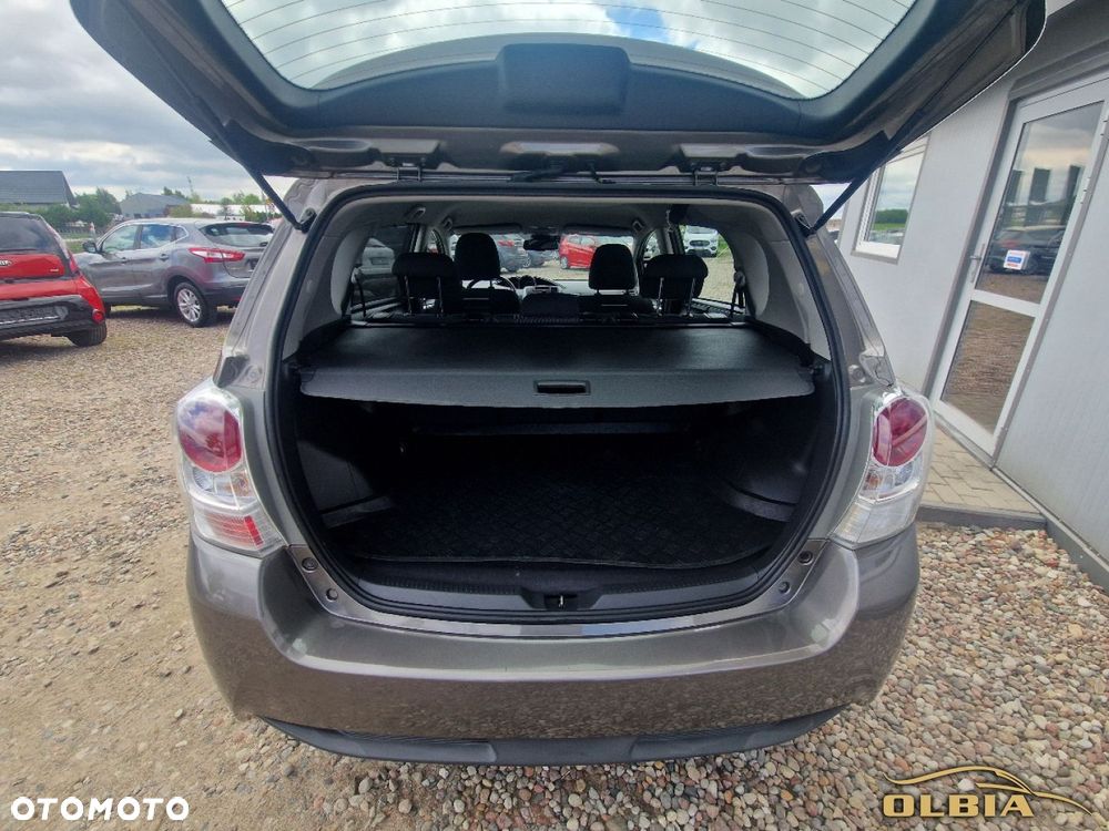 Toyota Verso 1.6 D-4D Prestige - 20