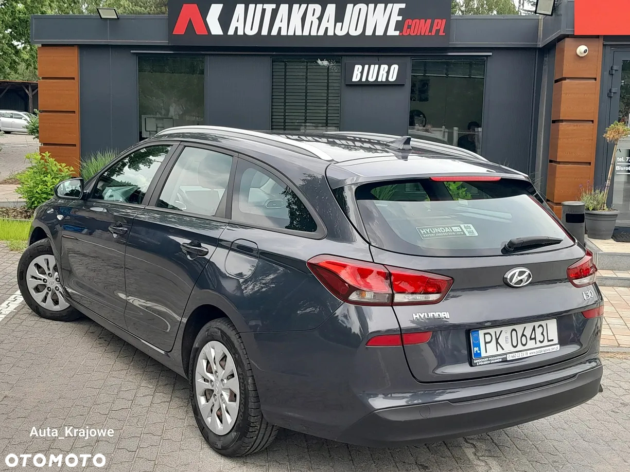 Hyundai i30 1.5 DPI Classic + - 3