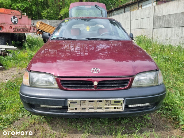 TOYOTA CARINA E 92-98 1996 r. LIFTBACK ZDERZAK PRZÓD PRZEDNI EU