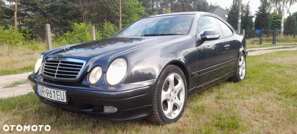 Mercedes-Benz CLK - 3
