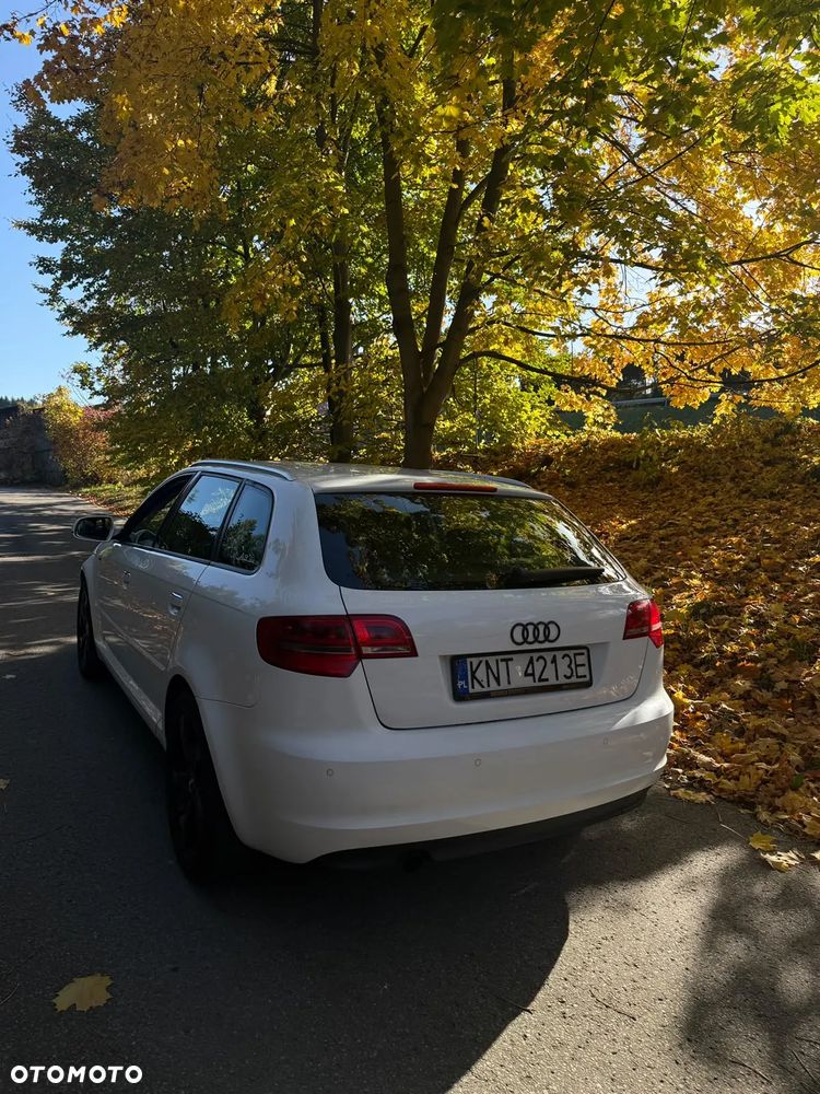 Audi A3 Sportback 2011 photo 5