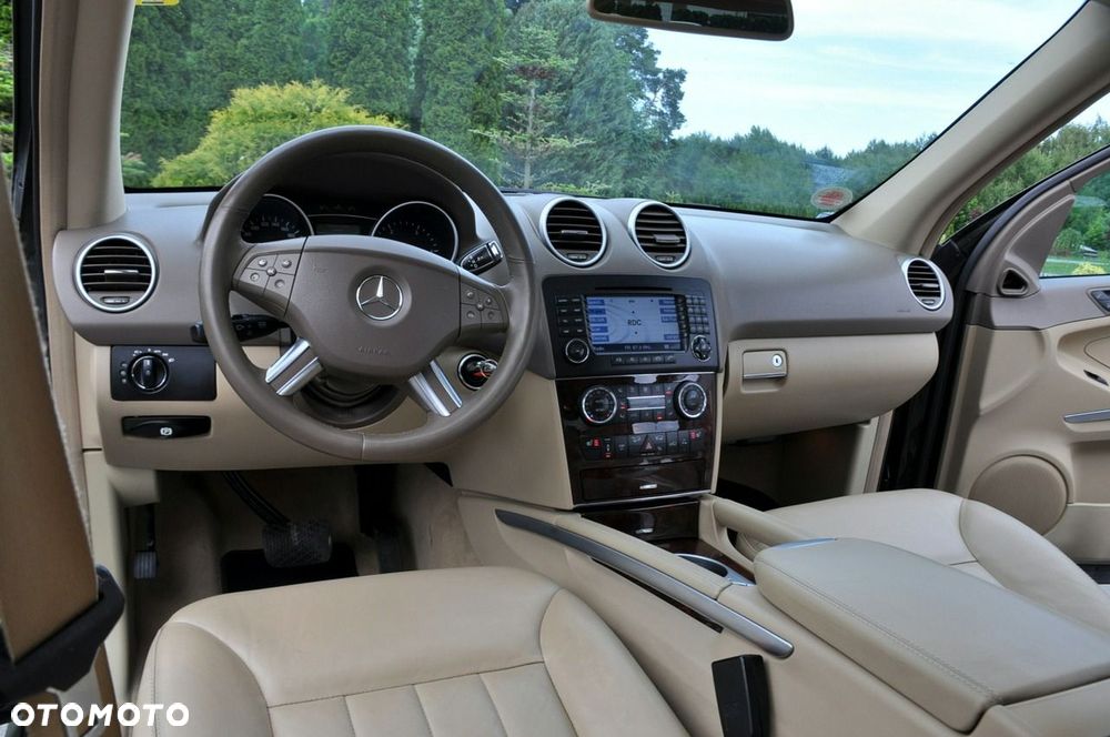 Mercedes-Benz ML - 31