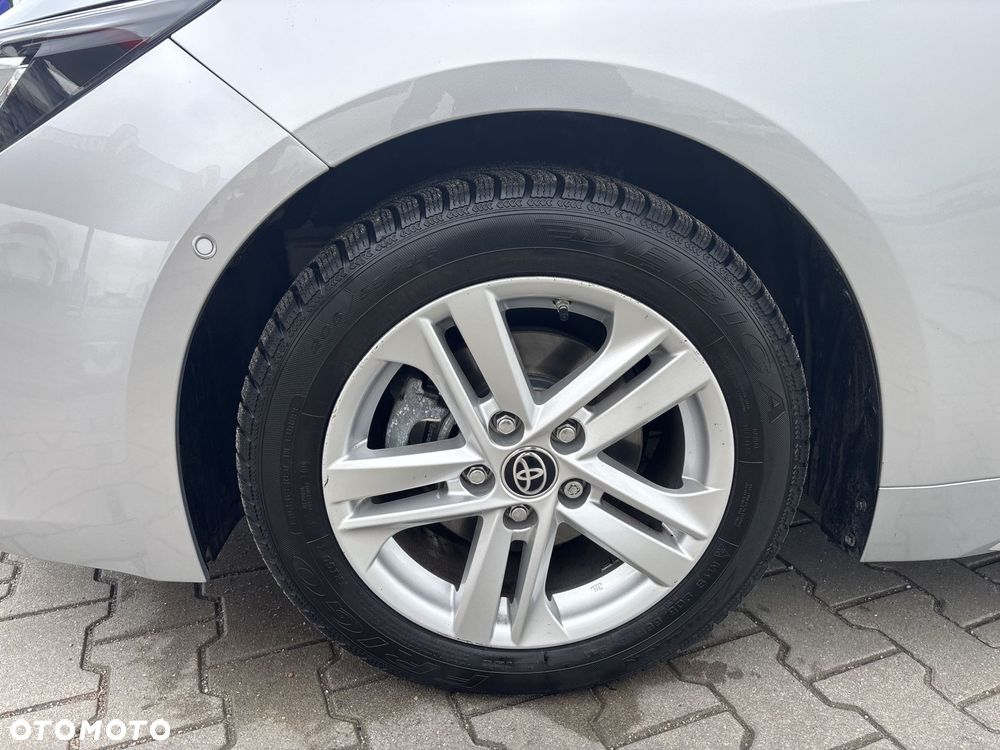 Toyota Corolla - 24