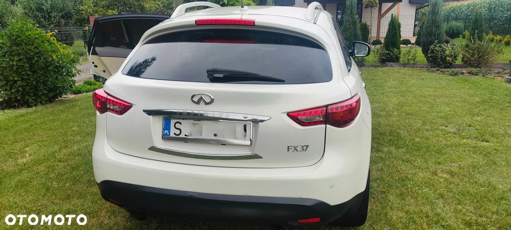 Infiniti FX FX37 S - 16