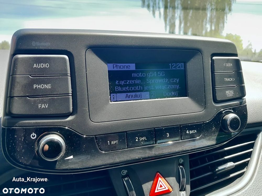 Hyundai i30 1.5 DPI Classic + - 15