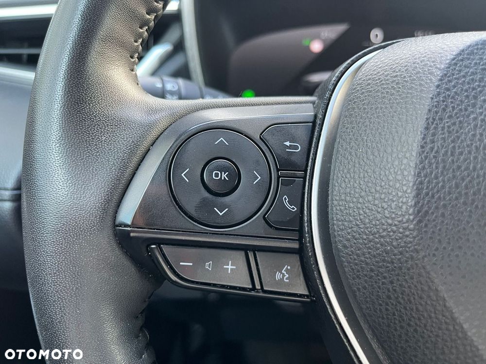 Toyota Corolla Cross 2.0 Hybrid Style AWD - 26