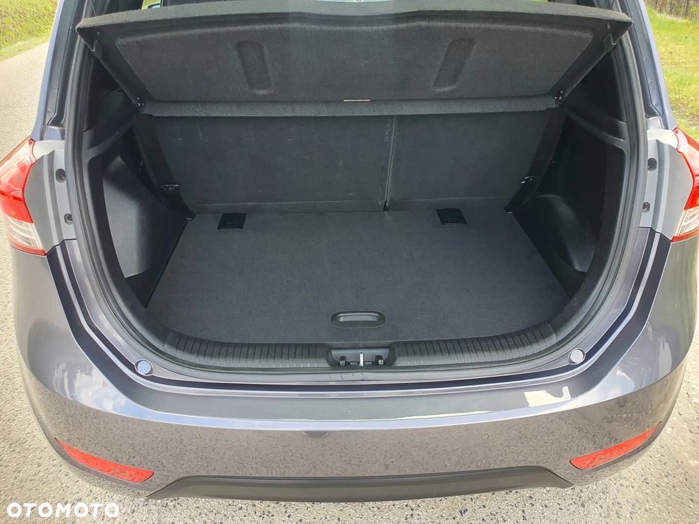 Hyundai ix20 1.6 blue Trend - 25
