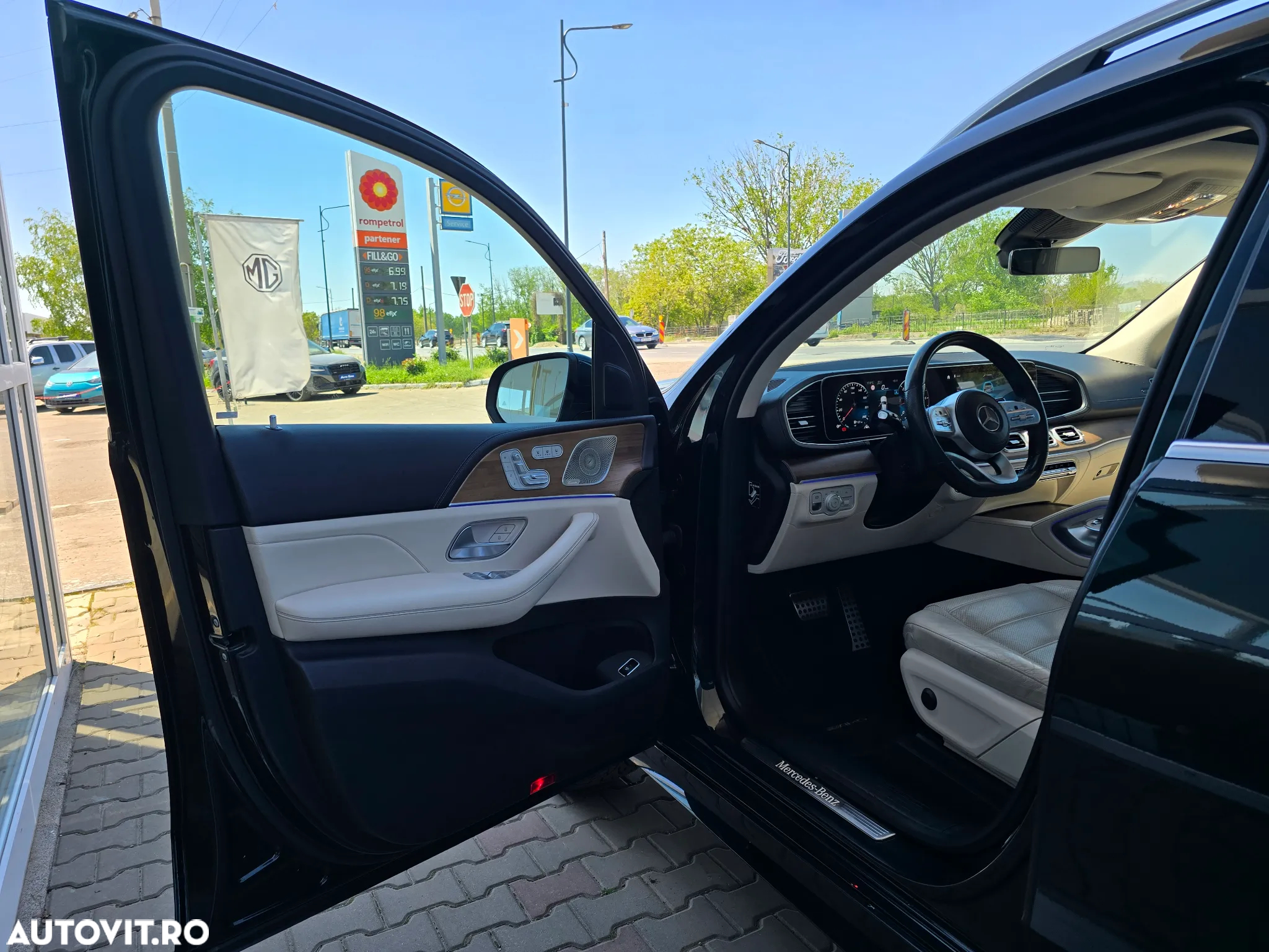 Mercedes-Benz GLS 350 d 4Matic 9G-TRONIC Exclusive - 21