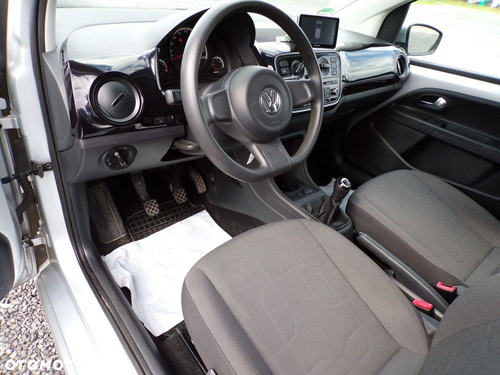 Volkswagen up! - 25