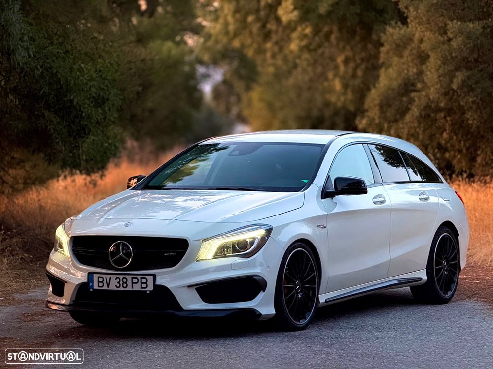Mercedes-Benz CLA 45 AMG 4Matic Speedshift 7G-DCT - 1