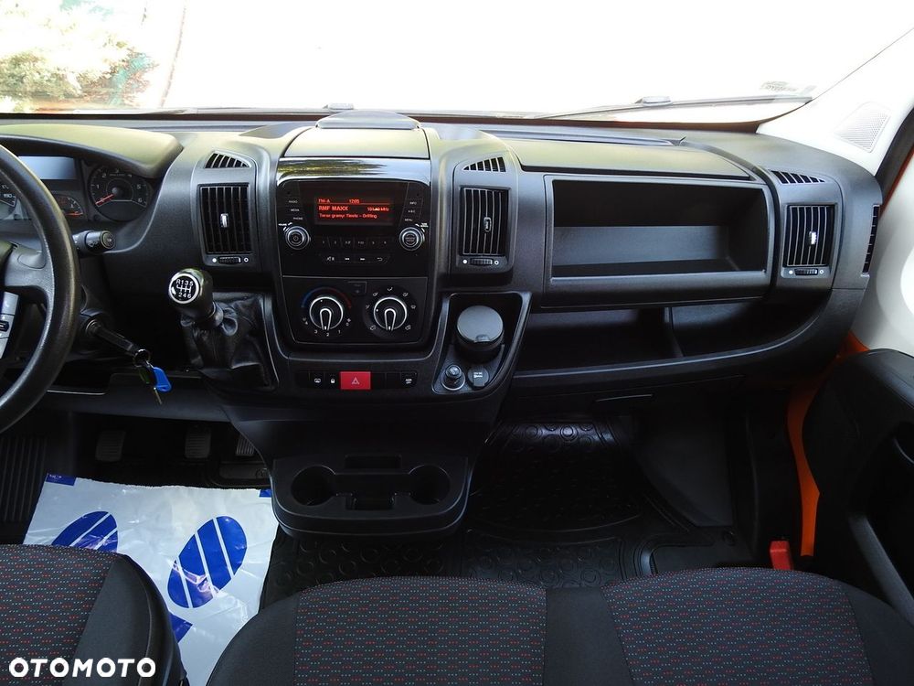 Peugeot BOXER FURGON BRYGADÓWKA  7 MIEJSC KLIMATYZACJA  120KM - 28