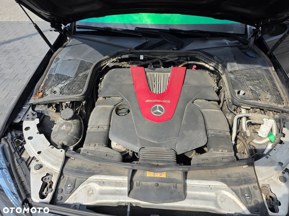Mercedes-Benz Klasa C AMG 43 4-Matic - 38