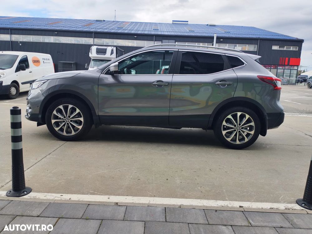Nissan Qashqai 1.3 DIG-T TEKNA+ - 4