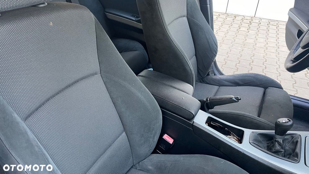 BMW Seria 3 - 12