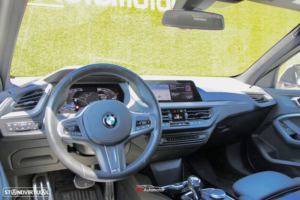BMW 118 i Pack Desportivo M Auto - 4