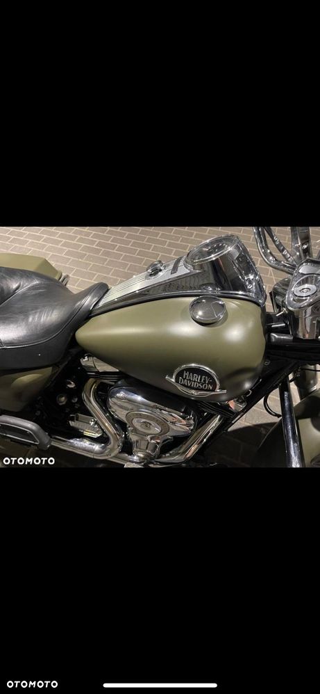 Harley-Davidson Touring Road King - 9