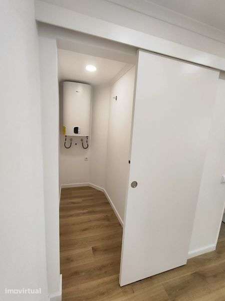 Apartamento T2 a estrear Almada Laranjeiro - Grande imagem: 5/8