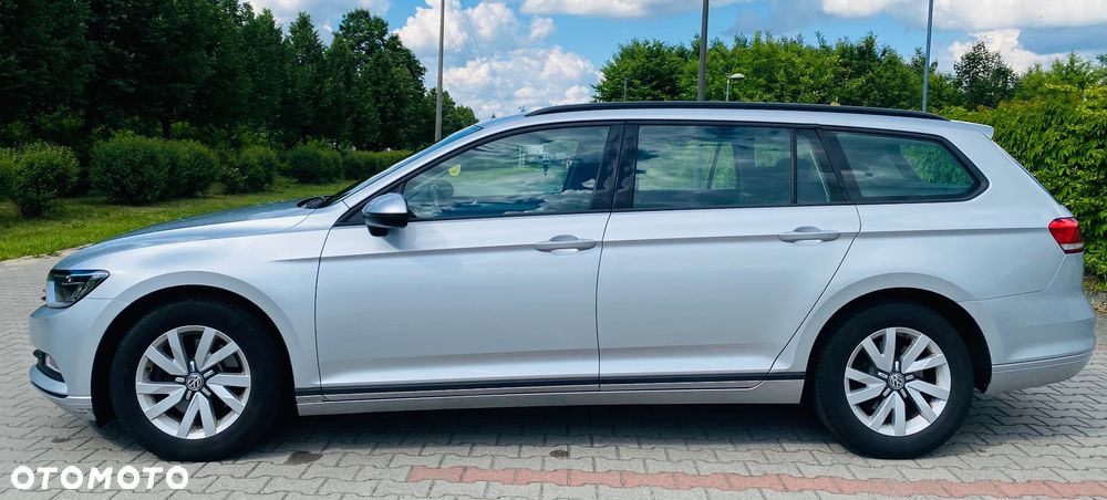 Volkswagen Passat - 10