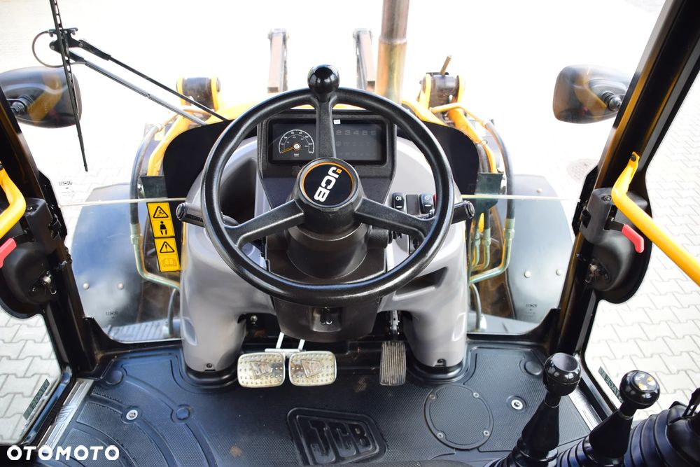 JCB 3CX Sitemaster PLUS TURBO 4x4 Contractor - 23