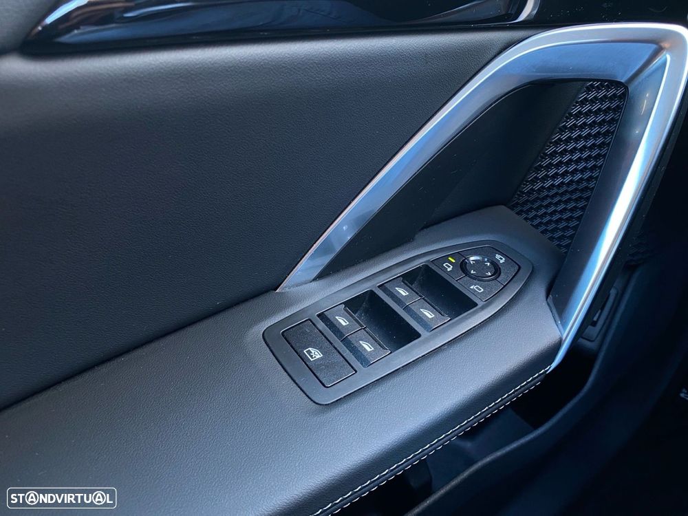 BMW X1 xDrive20d xLine - 17