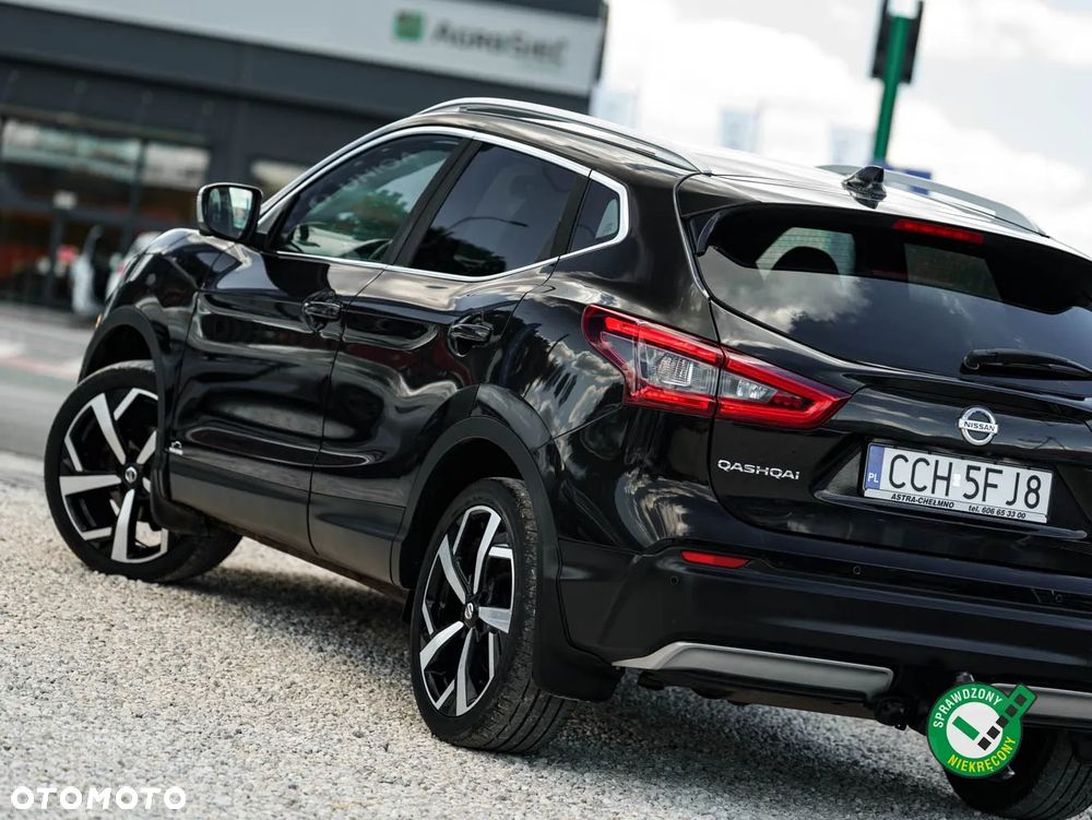 Nissan Qashqai 1.6 dCi Xtronic TEKNA+ - 11