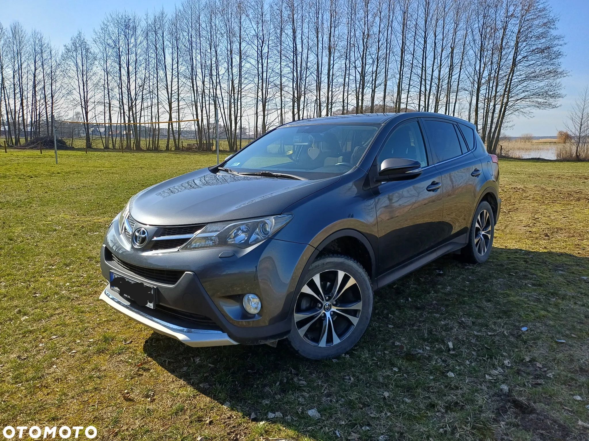 Toyota RAV4 - 1