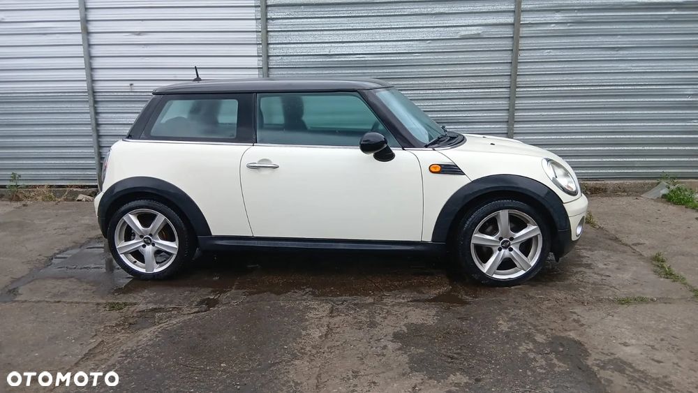 Tylko części Mini cooper r56 1.6 16V 122km 88kw 06r–10r lakier 850/0 pepper white - 4