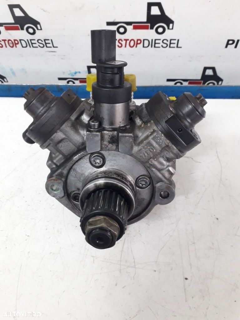 Pompa inalte Audi A4 8K, A5, A6 A7 4G, A8 4H, Q7 / Touareg 3,0Tdi Cod: 059130755BG 0445010677 - 1