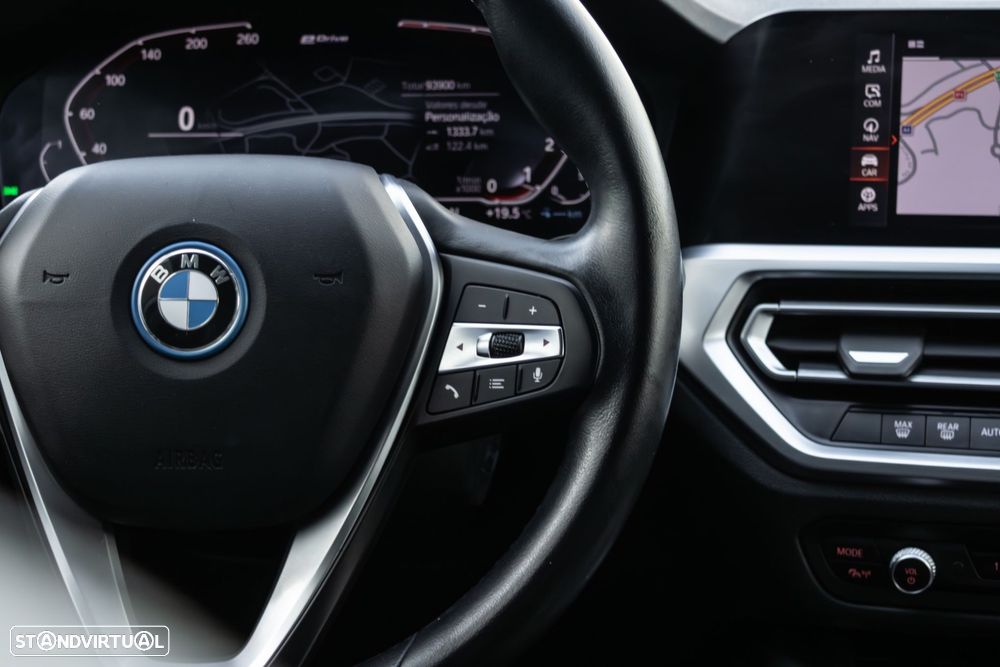 BMW 320 e Line Sport Auto - 19