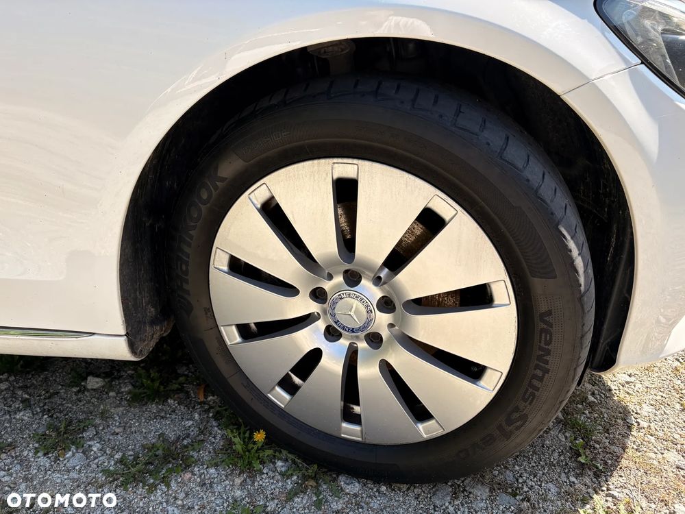 Mercedes-Benz Klasa C 200 4-Matic 9G-TRONIC - 16