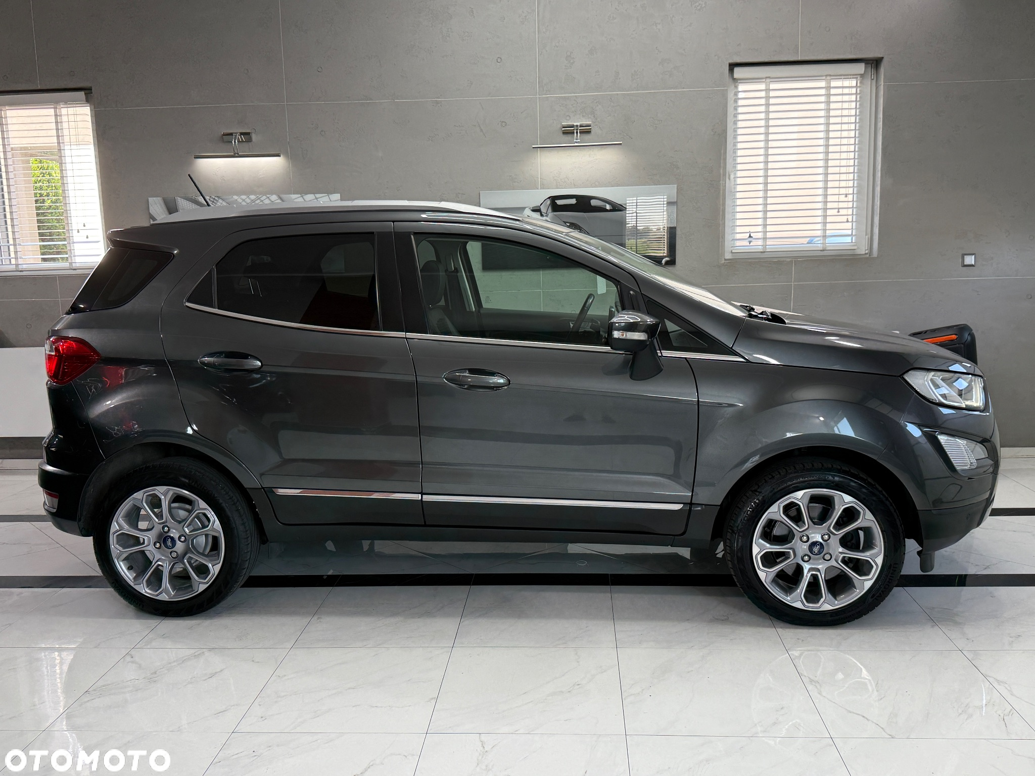 Ford EcoSport 1.0 EcoBoost TITANIUM - 10