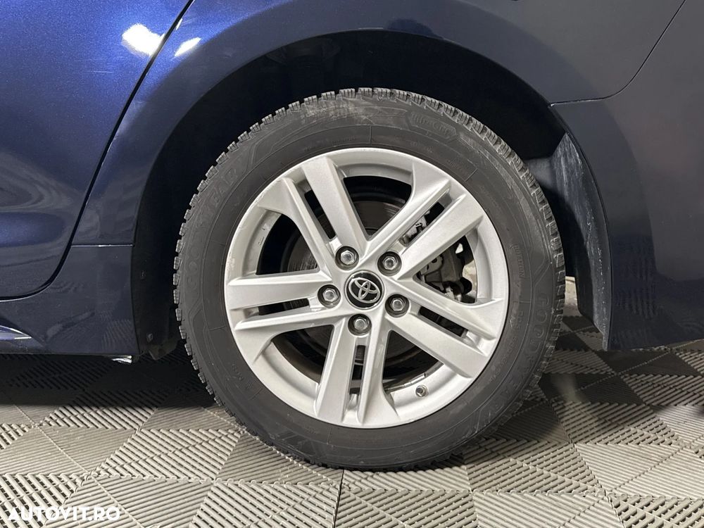 Toyota Corolla - 14