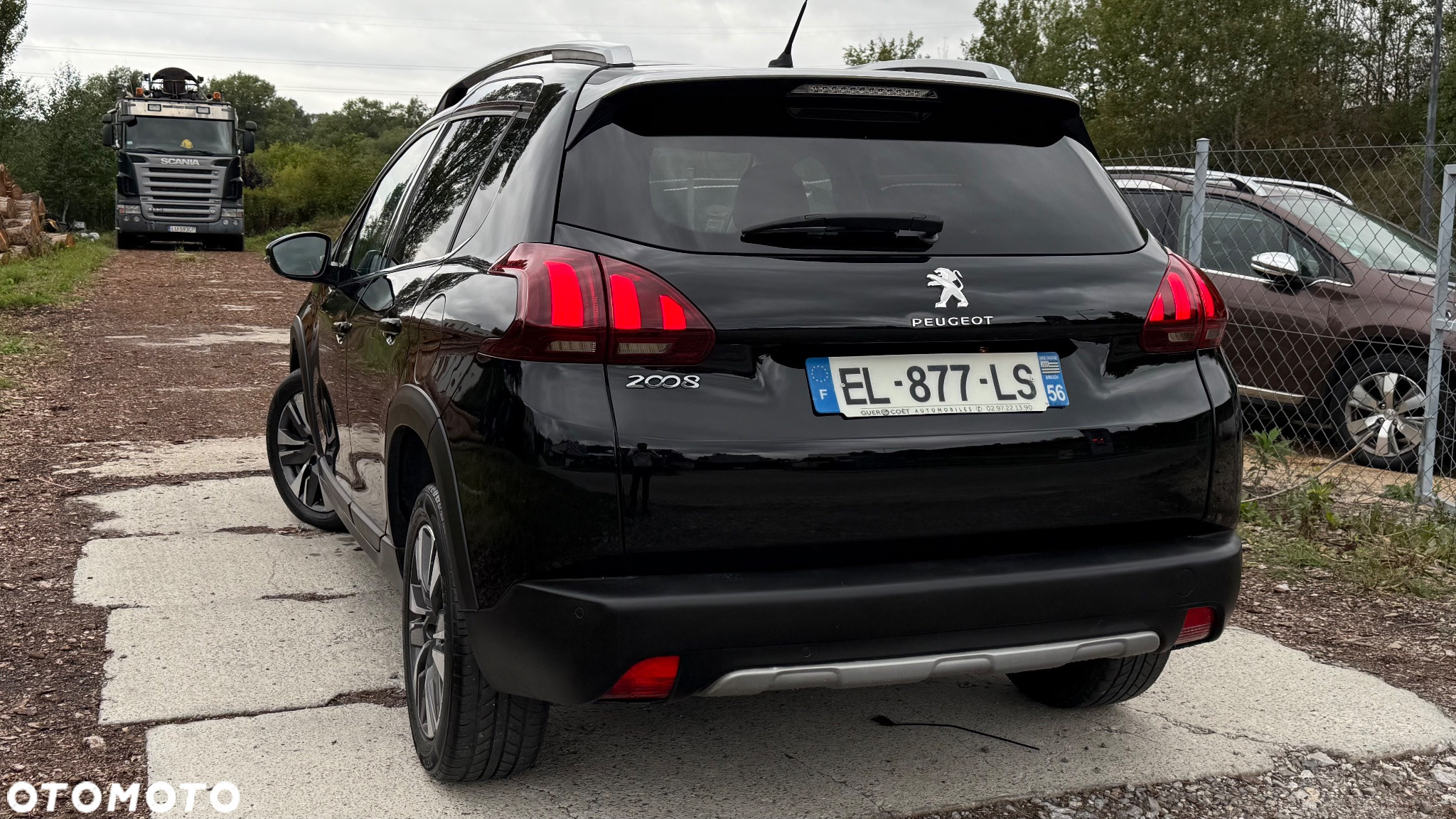 Peugeot 2008 1.6 BlueHDi Allure - 32