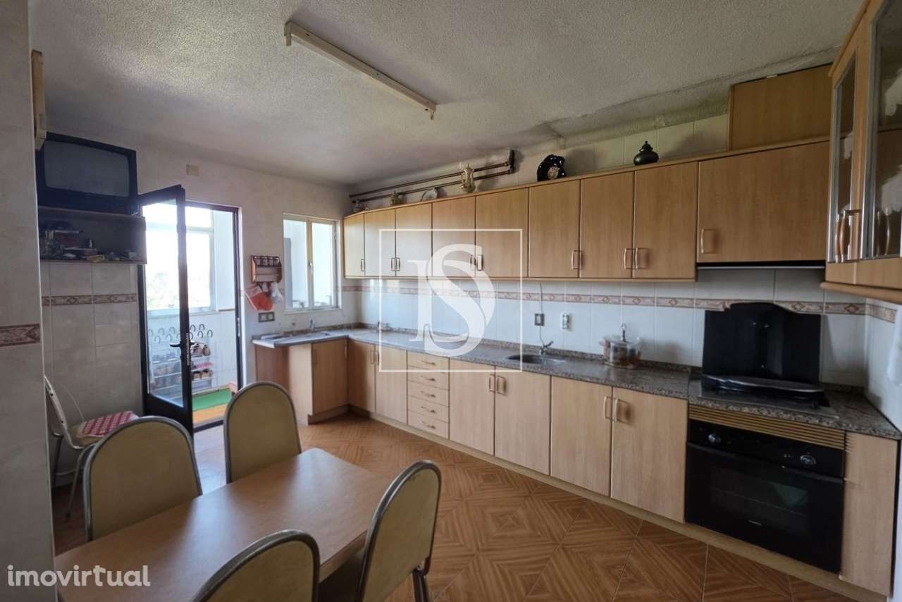 Moradia T6, centro de Tondela / Venda / 315000 / Ref. DSTNDALX144 - Grande imagem: 3/27