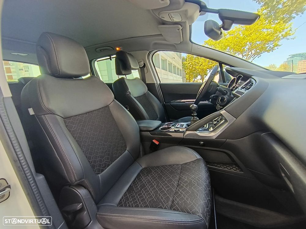 Peugeot 3008 1.6 HDi Allure - 16